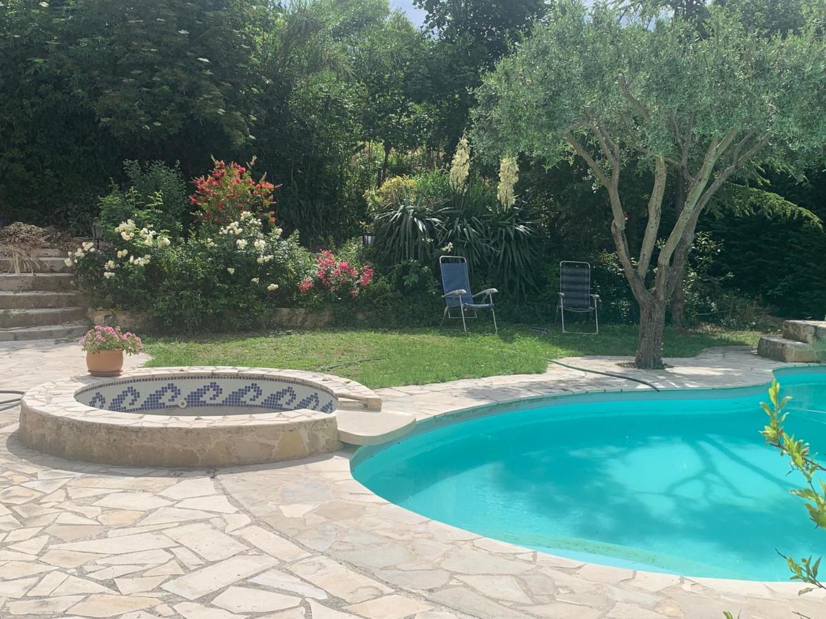 Studio Oustaou Acces Piscine Марсель Экстерьер фото